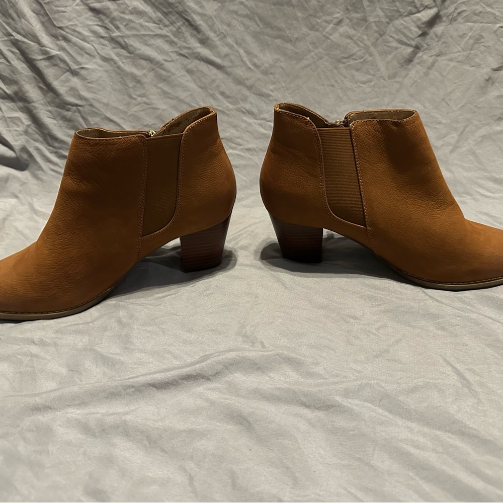 Vionic Tan Ankle Boots with Gold Zipper - Picture 7 of 10